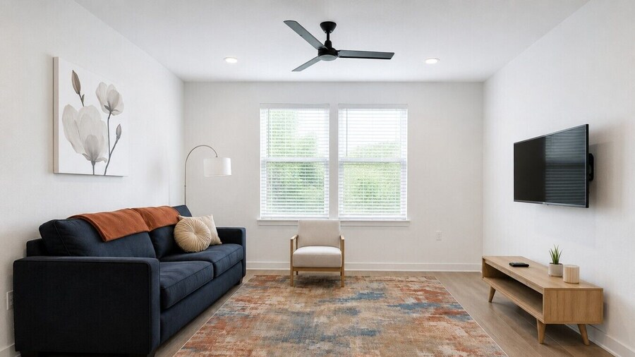 Modern Apt I Prime Location & Workspace