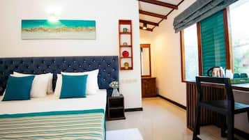 Superior Double Room, Balcony, Sea View | WiFi (free)