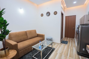 Living area - Sri Utham Suites (Bengaluru)