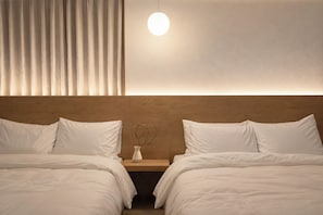 Room - The Gamro Gangnam (Seoul)