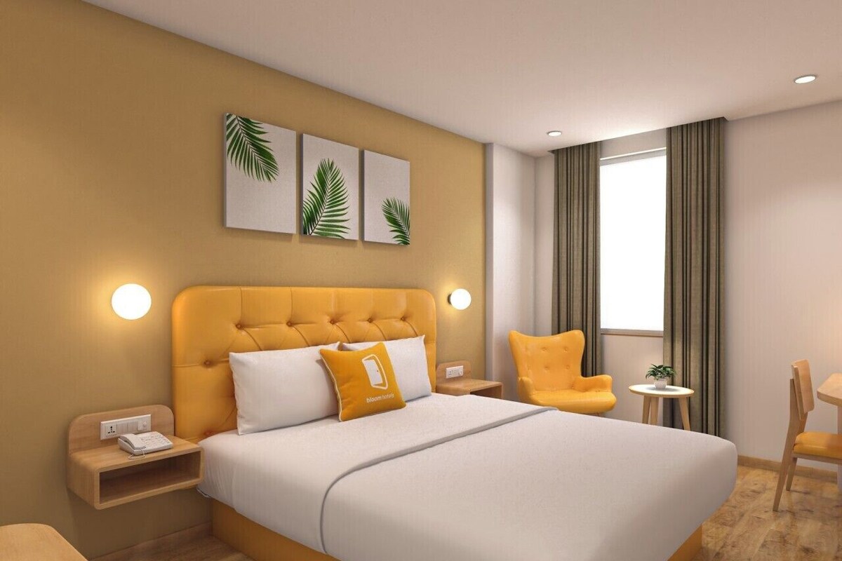 In-room safe, desk, laptop workspace, iron/ironing board