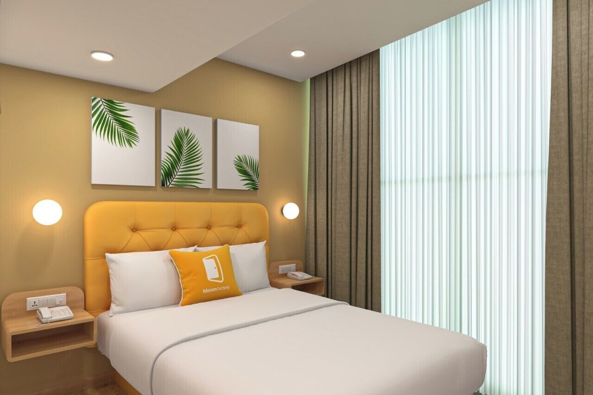 In-room safe, desk, laptop workspace, iron/ironing board