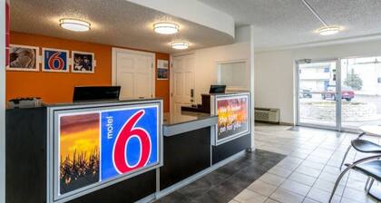 1 King Bed | Suite, Non-Smoking, Kitchen