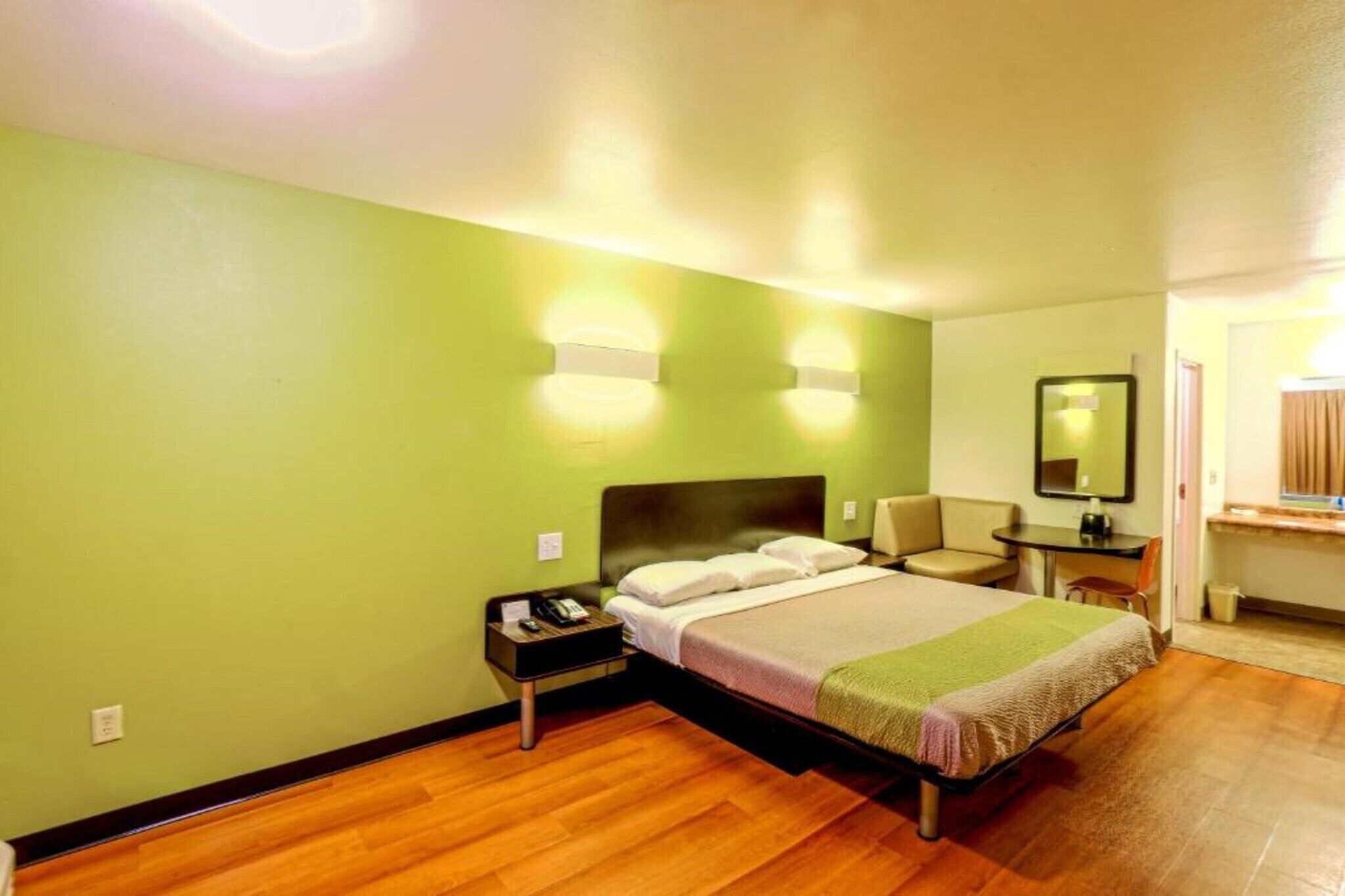 1 King Bed | Non-smoking, Kitchen, Sofa - Longview, TX