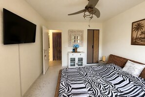 Room - Vrbo Property (Villeneuve-Loubet)