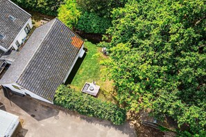 Exterior - Cozy Stay with recreation room (Doorn)