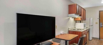 1 tweepersoonsbed (queensize) | Rookvrij, Keuken