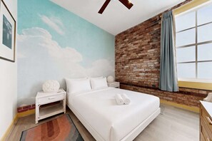 Room - Serenity Cloud Apartment in Vibrant Footscray (Footscray)