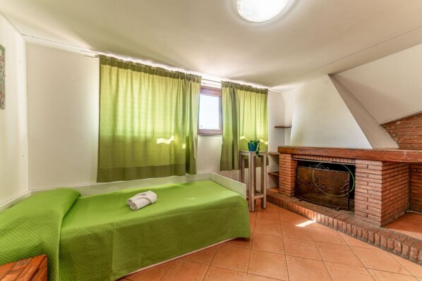 Room - LDG Exclusive Places Rome (Tor Lupara)