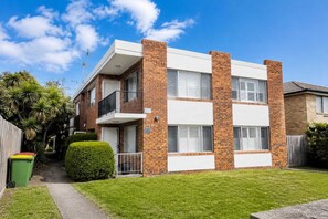 Exterior - Bright 1-Bed Retreat in Kingsville (Kingsville)