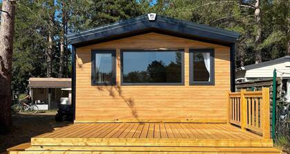 Mobile Home with Shared Pool for 6 Guests