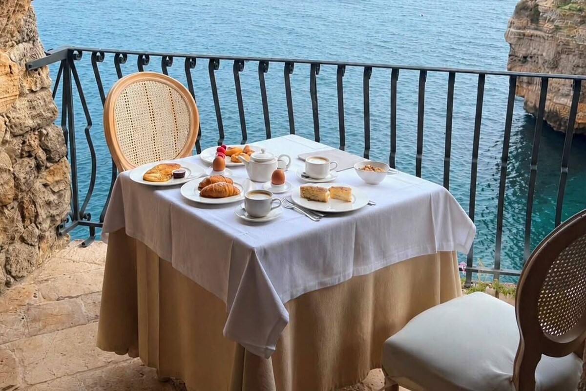 Deluxe Double Room, City View | Outdoor dining
