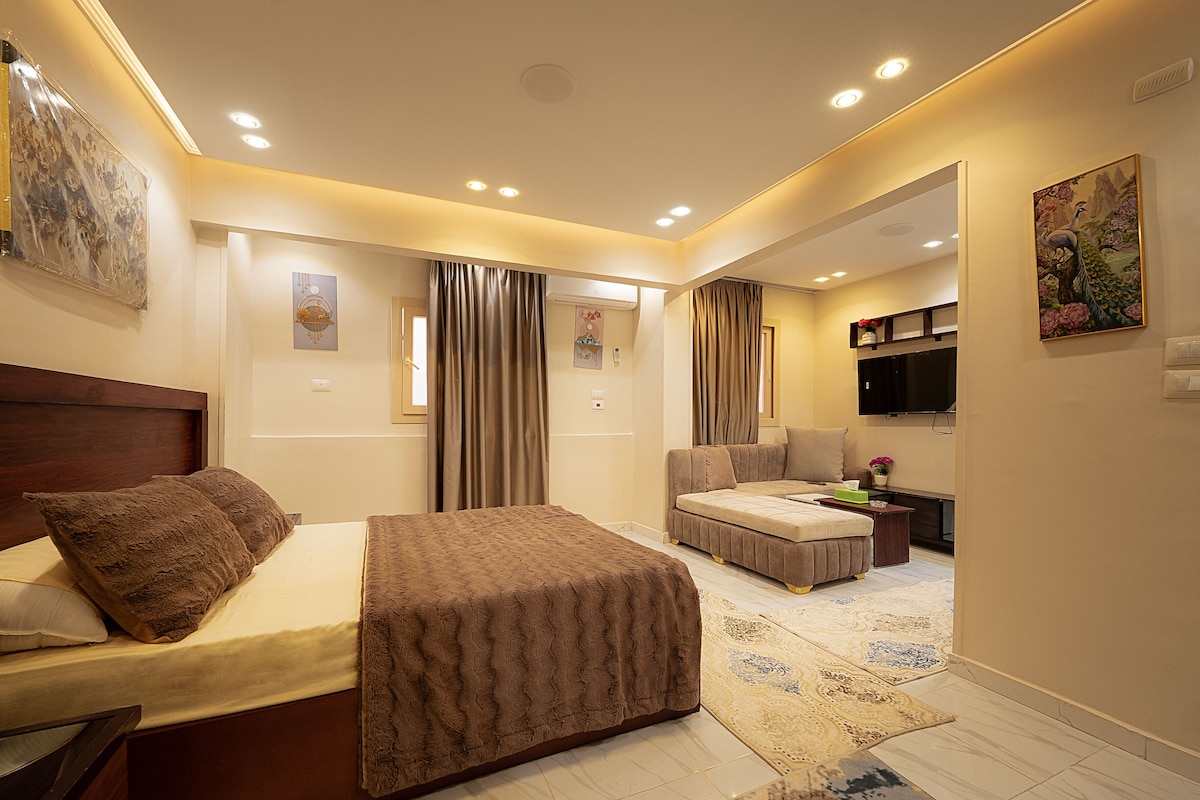 In-room safe, soundproofing, free WiFi