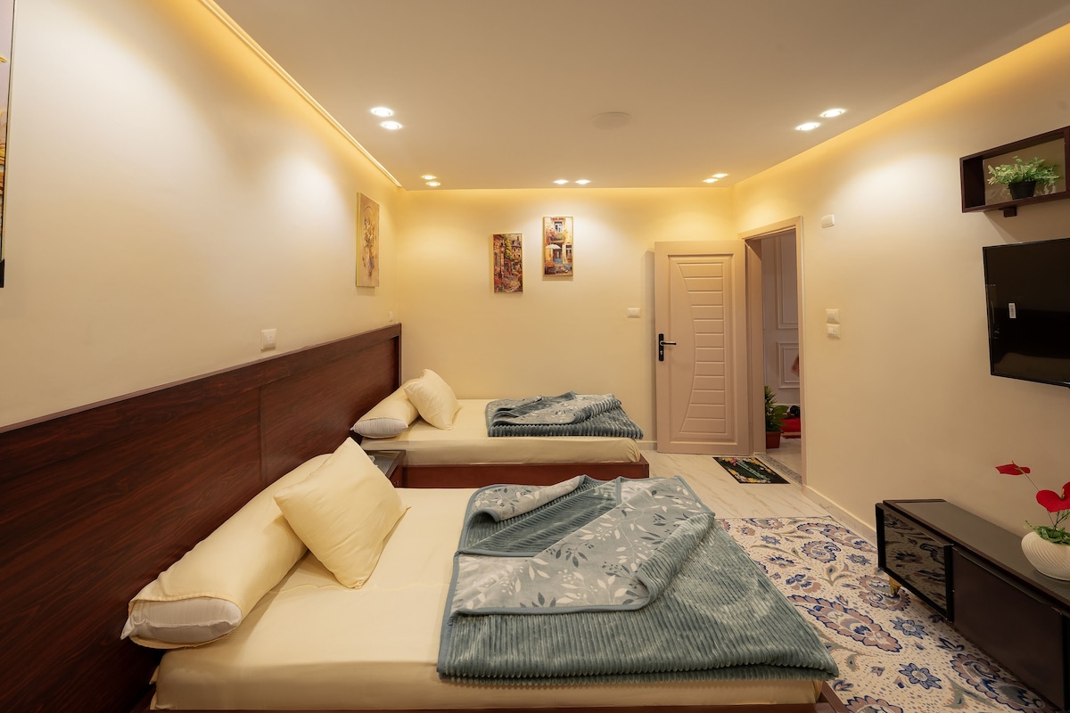In-room safe, soundproofing, free WiFi