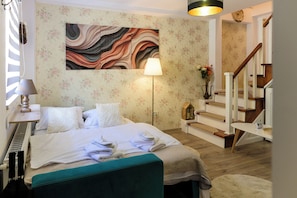 Room - Lovely 1-bedroom apartment in charming Brașov perfect for your stay (Brașov)