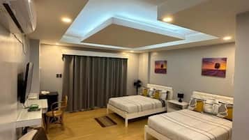 Deluxe Quadruple Room, Balcony, Pool View | WiFi (free)