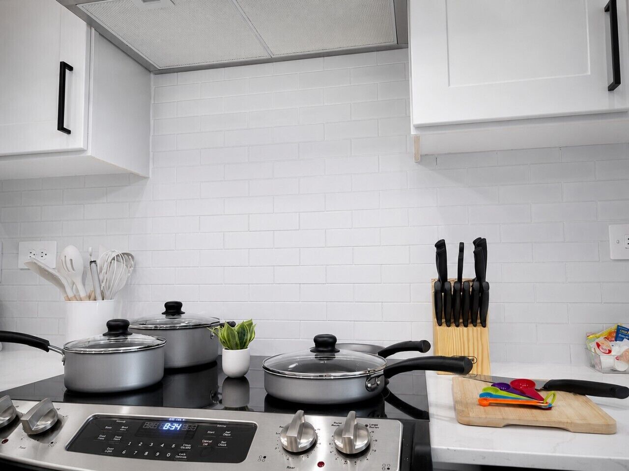 Espresso maker, coffee/tea maker, electric kettle