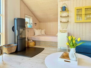 WiFi (free) - Wooden house with field views near Dümmer Lake (Dümmer)