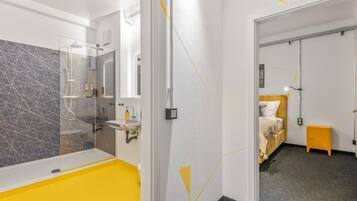 Apartment, Courtyard View | Bathroom