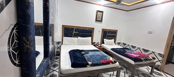 Qaya Guest House