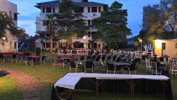 Restaurante al aire libre