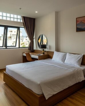 Deluxe Studio, City View - Bluzen Hotel (Da Nang)