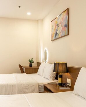 Family Quadruple Room - Bluzen Hotel (Da Nang)