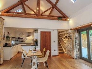 Interior - Frome Gazey Barn (Dorchester)