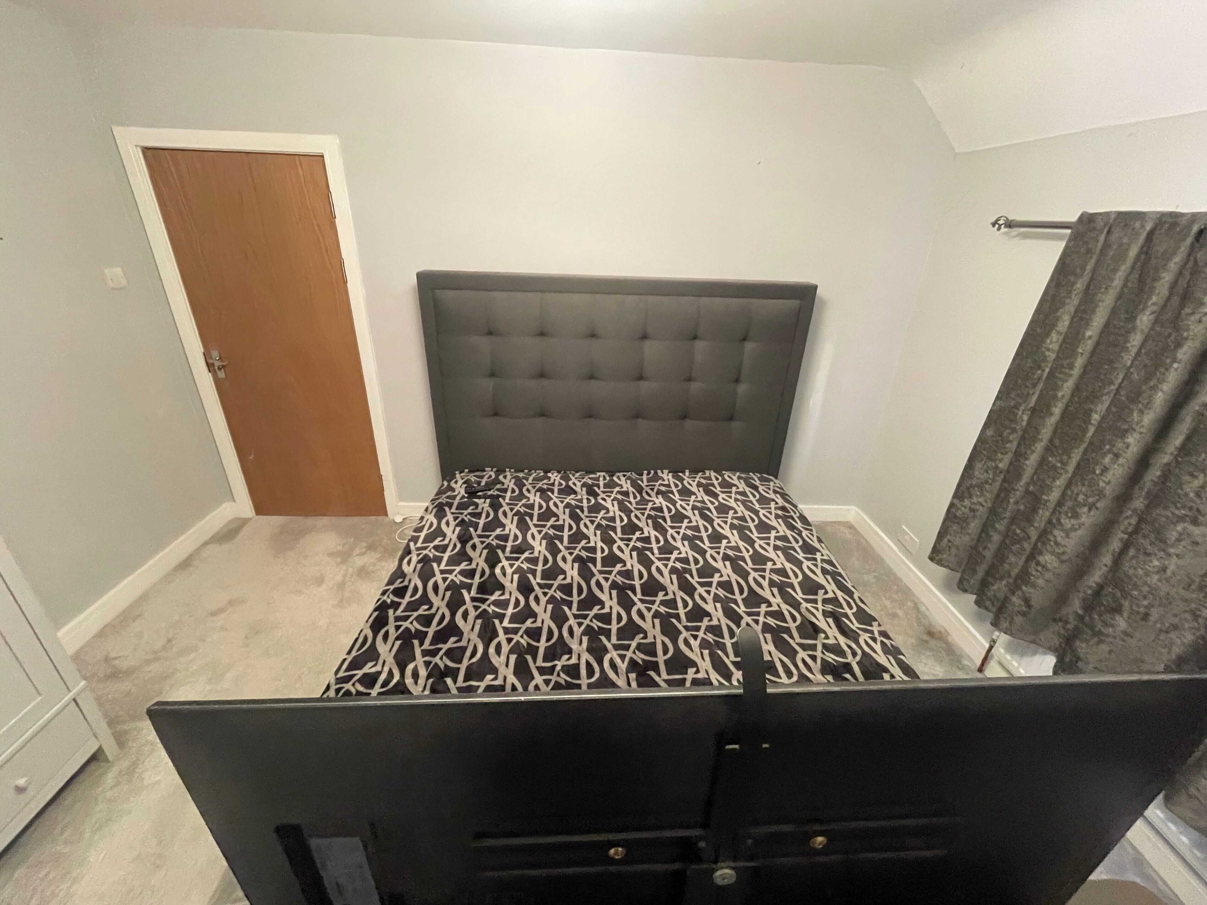 2 habitaciones, wifi gratis y ropa de cama 
