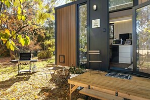 Unclassified image, 2 of 22, button - Fantastic Secluded Tiny House with Fire Pit in Milawa, Victoria (Milawa)