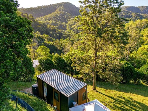 Amazing Tiny House in Tamborine Mountain, Queensland