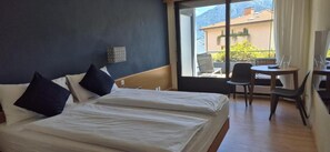 Room - HOTEL BARCA BLU  (Orselina)