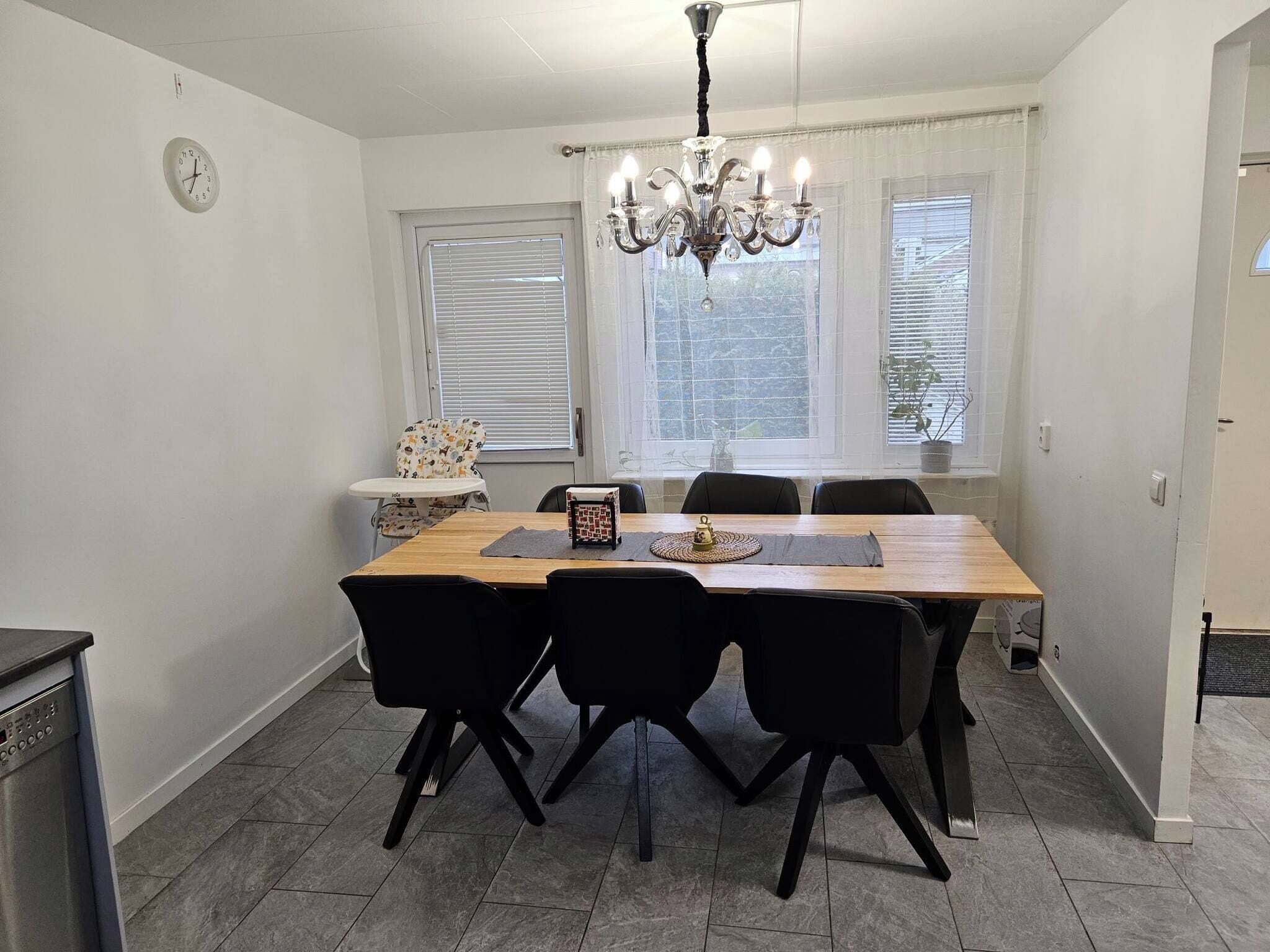 House, 4 Bedrooms, Accessible, Patio | Dining room