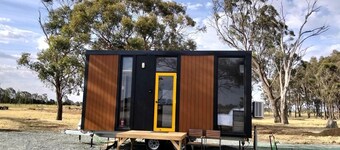 Nature Tiny House Getaway with Private Oasis Views in Girgarre, Australia