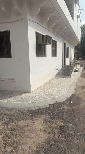Deluxe Room | Property grounds - 18 Mohanpura (Jodhpur)