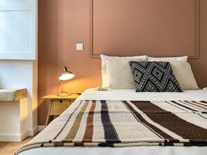 Room - Vrbo Property (Coimbra)