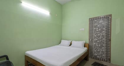 Hotel Sri Devi Grand