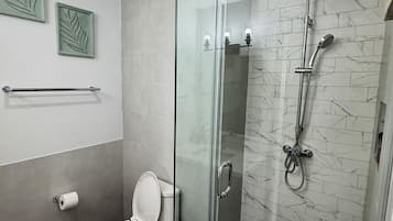 Apartment, Ocean View | Bathroom