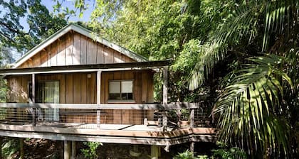 Spacious Cabin Perfect for a Weekend Getaway near Brisbane, Queensland