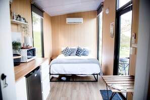 Room - Cozy Tiny House, Perfect for a Sydney Escape (The Slopes)