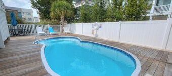 Birdie Dunes | Private Pool | Walk to Beach | Holden Beach
