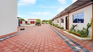 Exterior - Classic Sonia Mahi Inn (Nagercoil)