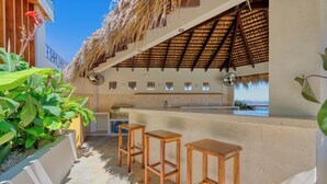 Terrace/patio - Casa Montaña | Resort-like Oceanview Home (Playa Hermosa)