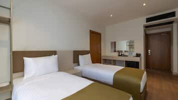 Standard Twin Room, City View | WiFi (free)