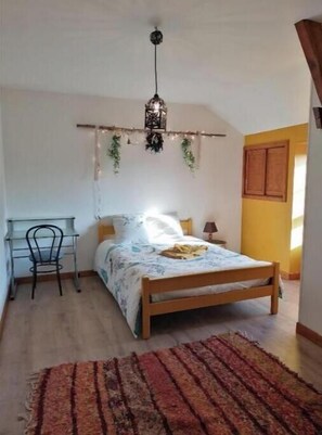 Unclassified image, 3 of 15, button - Vrbo Property (Martigny-le-Comte)