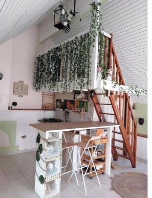 Unclassified image, 5 of 14, button - Vrbo Property (Martigny-le-Comte)