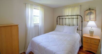 Walk to Beach! Water-view Fairhope Retreat