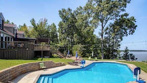 House (6 Bedrooms) | Interior - Pool, Dock & Sunset Views! Lake Wateree Retreat (Ridgeway)