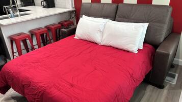 Internet, bed sheets