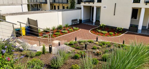 XXL Apartment (max. 8 people, 3 bedrooms) Waterfront property, lake view, 2 balconies